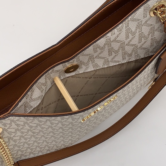 MICHAEL KORS LARGE X CHAIN SHOULDER TOTE & LG FLAT MULTIFUNCTIONAL PHONE CASE - Picture 12 of 16